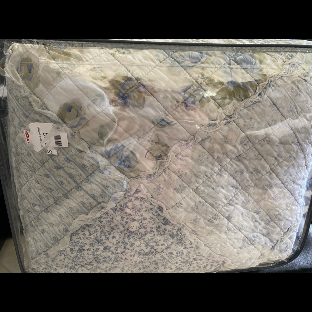 Queen quilt